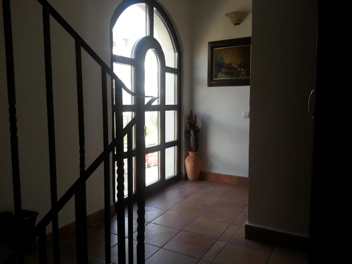 Гостевой дом Villa Sara Guesthouse Свети-Стефан-13