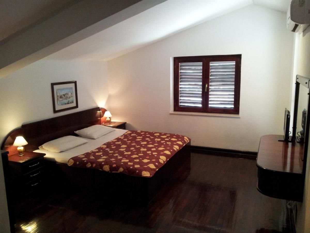 Гостевой дом Villa Sara Guesthouse Свети-Стефан