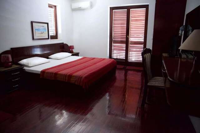 Гостевой дом Villa Sara Guesthouse Свети-Стефан-16