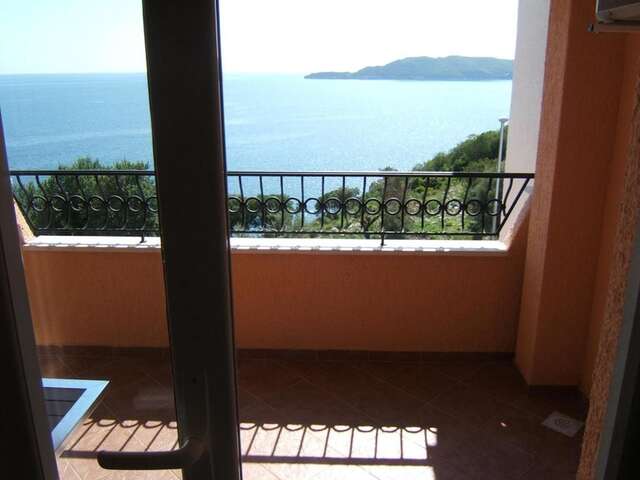 Гостевой дом Villa Sara Guesthouse Свети-Стефан-40